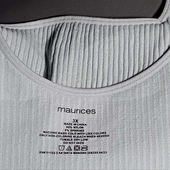 Women's sports bra - Picture 5 of 7